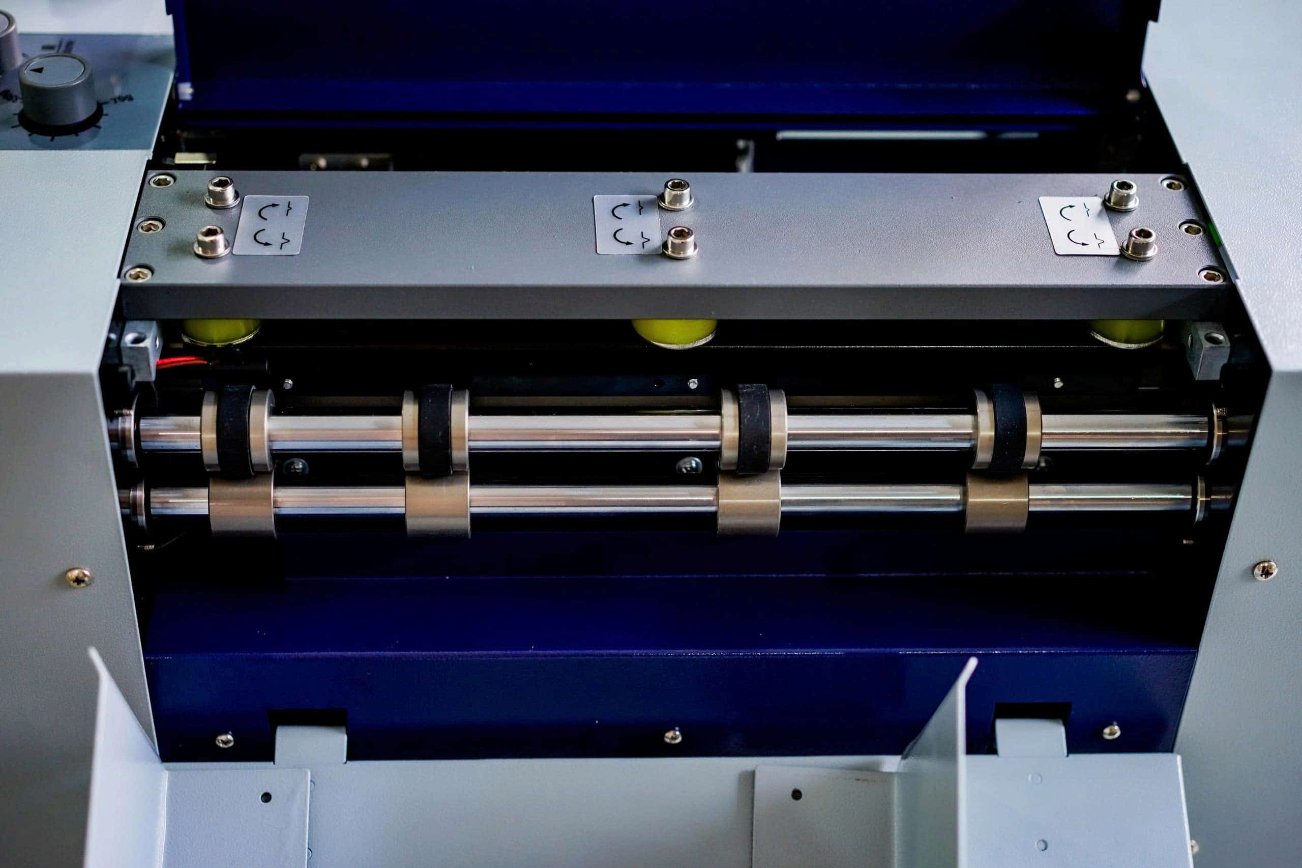 MÁY CẤN GÂN VÀ CẤN RĂNG CƯA LẬP TRÌNH TỰ ĐỘNG